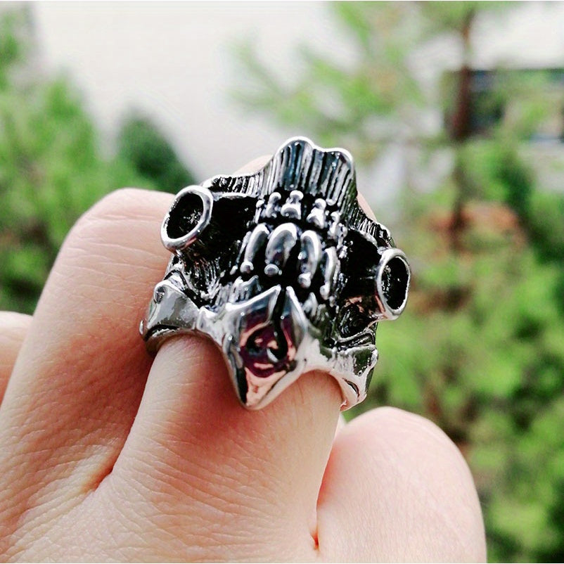Mad Max-Inspired Men's Ring - Vintage Alloy Skull Mask Design, Perfect Birthday Gift for Him