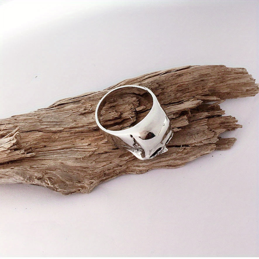 Hot Sale Style New Creative Simple Style Personalized Skull Ghost Head Domineering Men's Ring