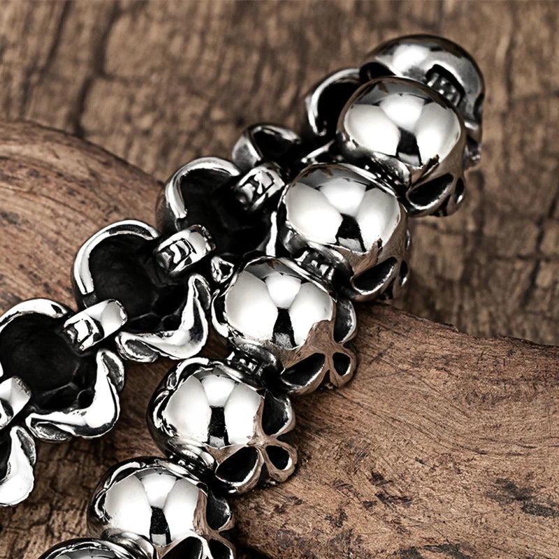 Male Minimalist Skull Bracelet Men And Women's Retro Punk Totem Stainless Steel Bangle Boy Creative glossy ghost head Hand chain