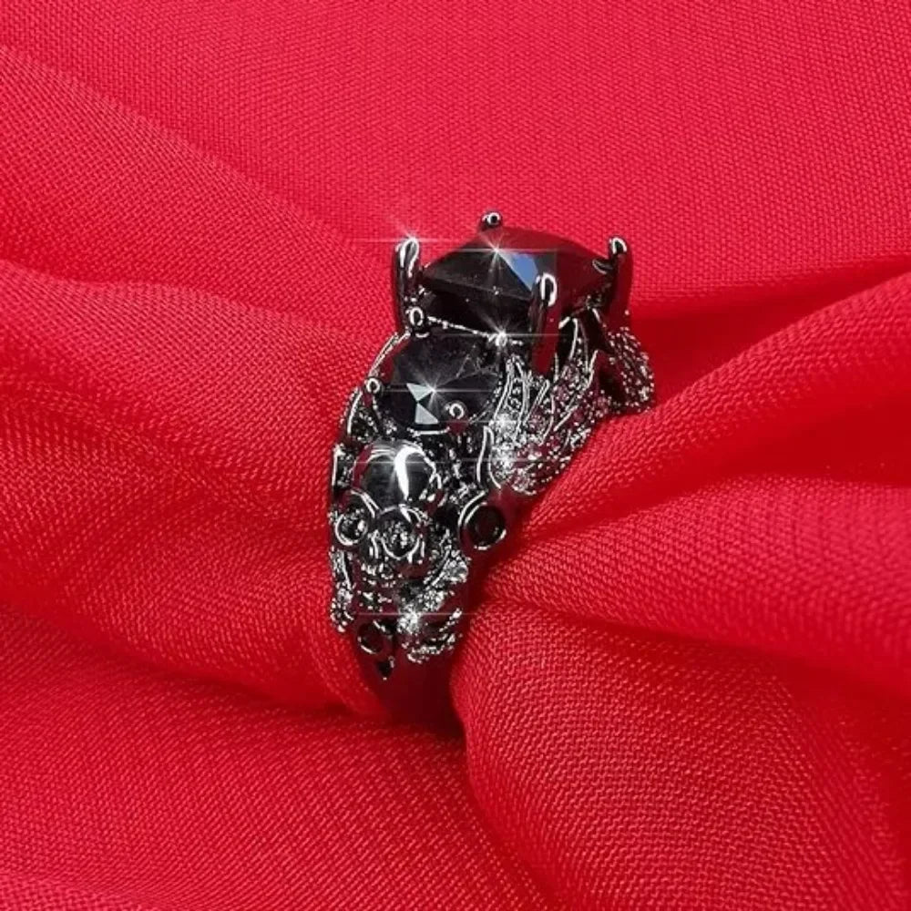Gothic Jewelry Purple Red Black Crystal Unique Black Skull Rings for Women Halloween Christmas Gifts