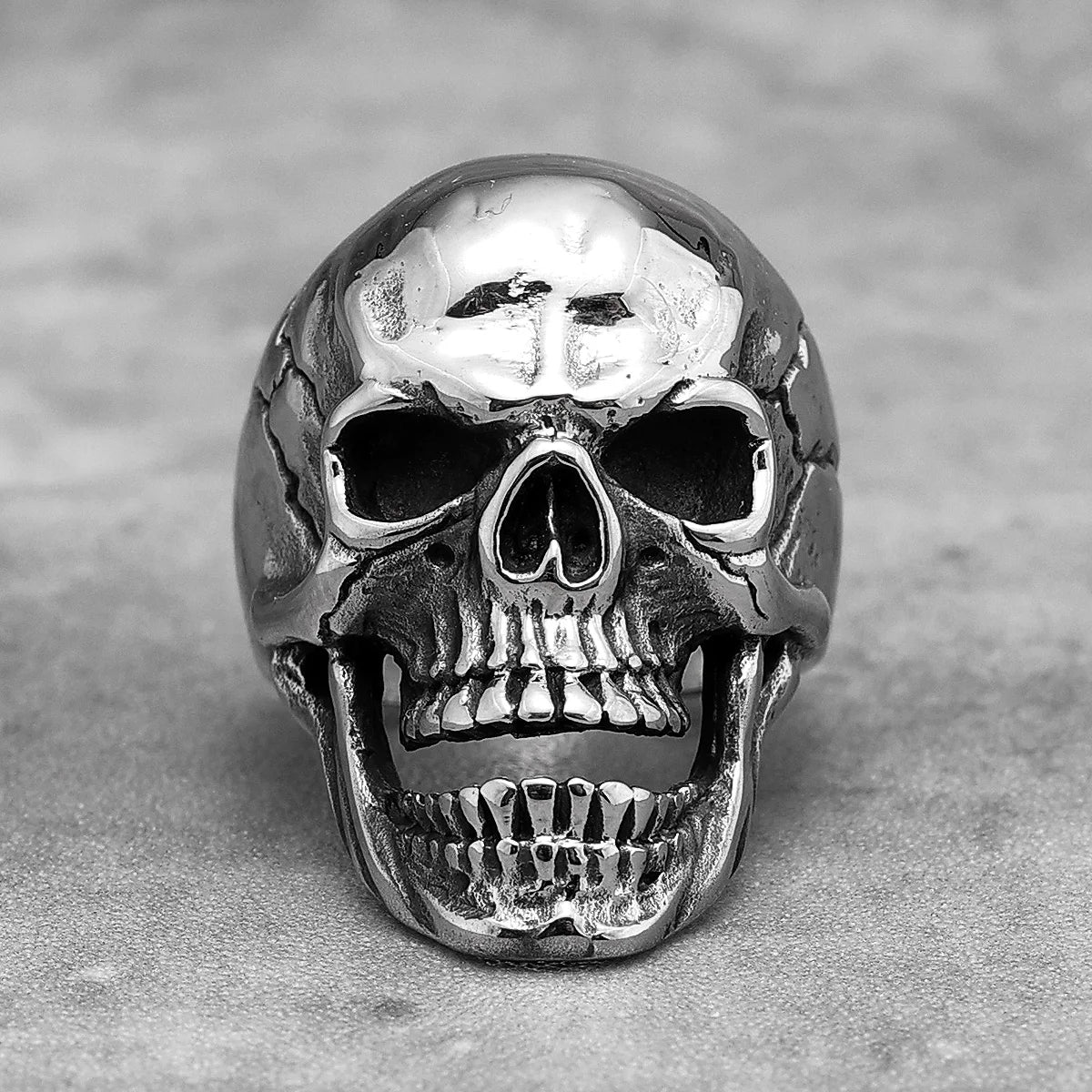 Vintage Broken Skull Stainless Steel Mens Rings Punk Gothic Stylish for Male Boyfriend Biker Jewelry Creativity Gift Wholesale