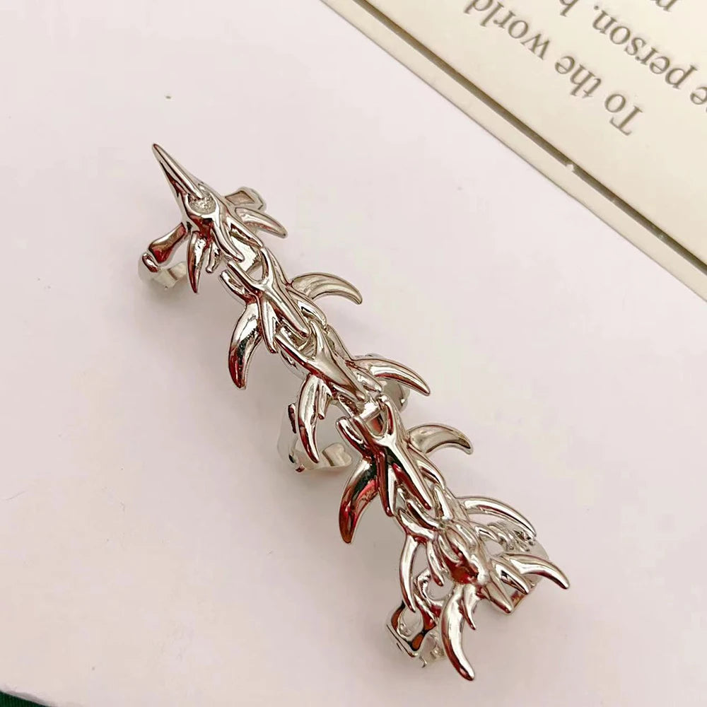 Cyberpunk Spinal Bone Ring Unisex Mechanical Spikes Movable Joint Metal Gothic Sharp Claw Finger Ring Jewelry Accessories Gifts