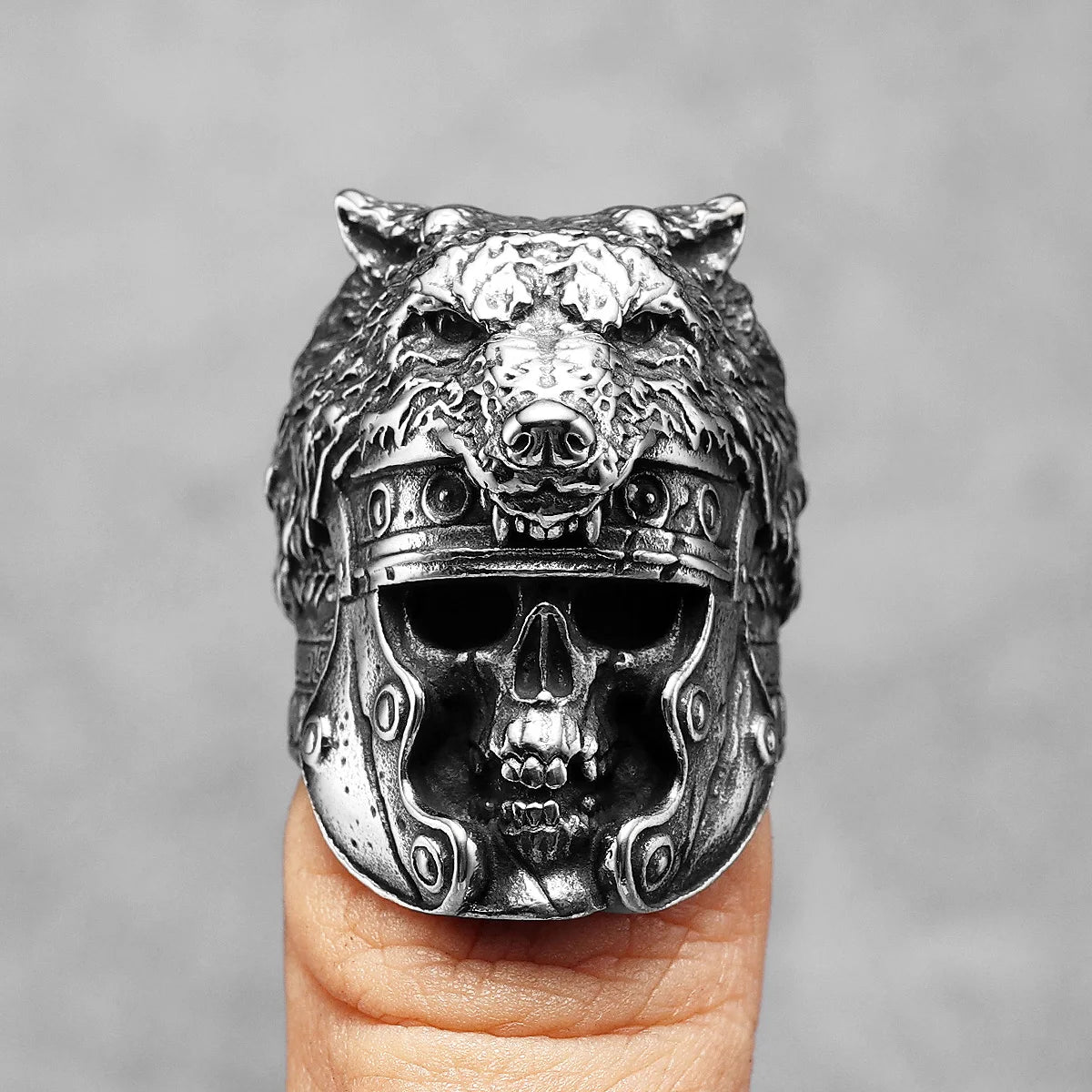 Gladiator Wolf Skull Men Rings Stainless Steel Women Jewelry Vintage Punk Rock Cool Stuff Fashion Accessories Gift Wholesale