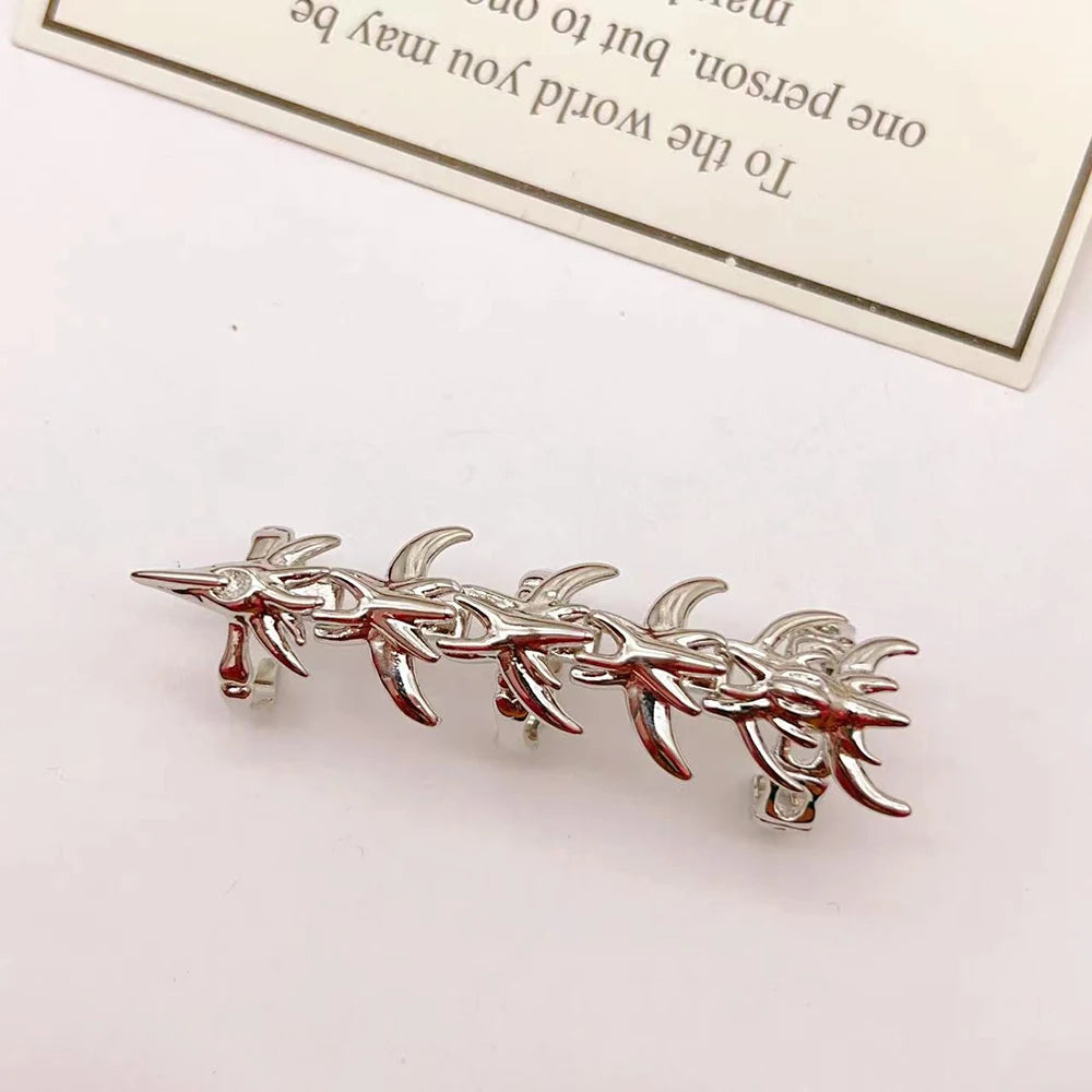 Cyberpunk Spinal Bone Ring Unisex Mechanical Spikes Movable Joint Metal Gothic Sharp Claw Finger Ring Jewelry Accessories Gifts