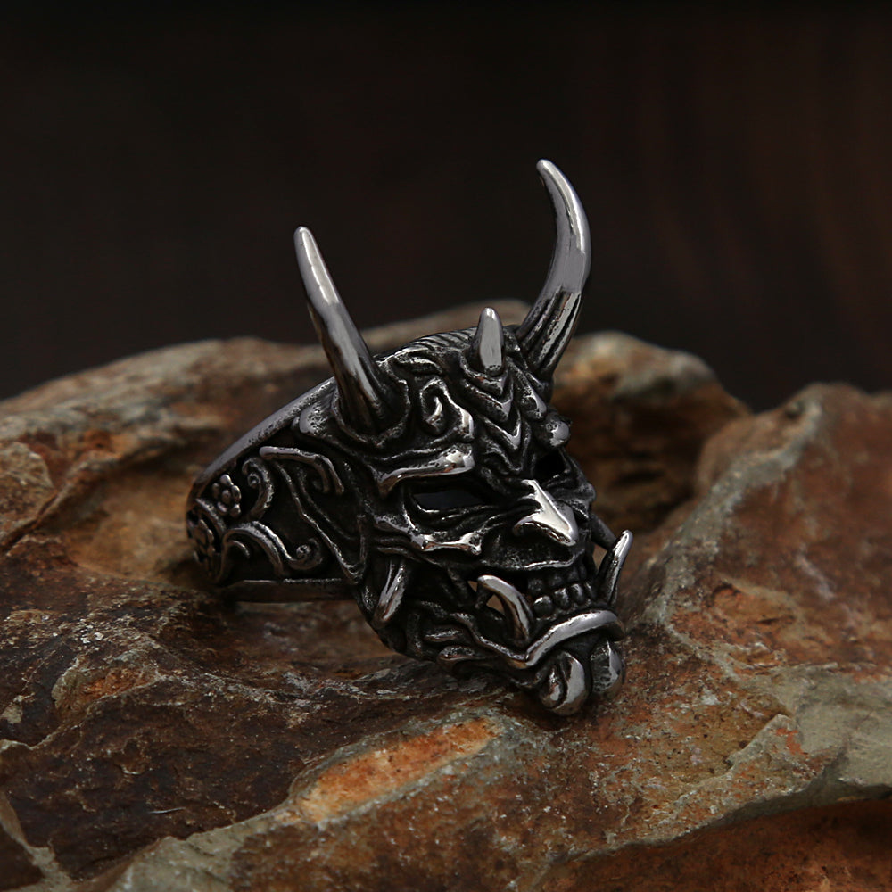 Vintage Unique Domineering Skull Ring Gothic Stainless Steel Mask Rings for Men Fashion Amulet Halloween Jewelry Gifts Wholesale