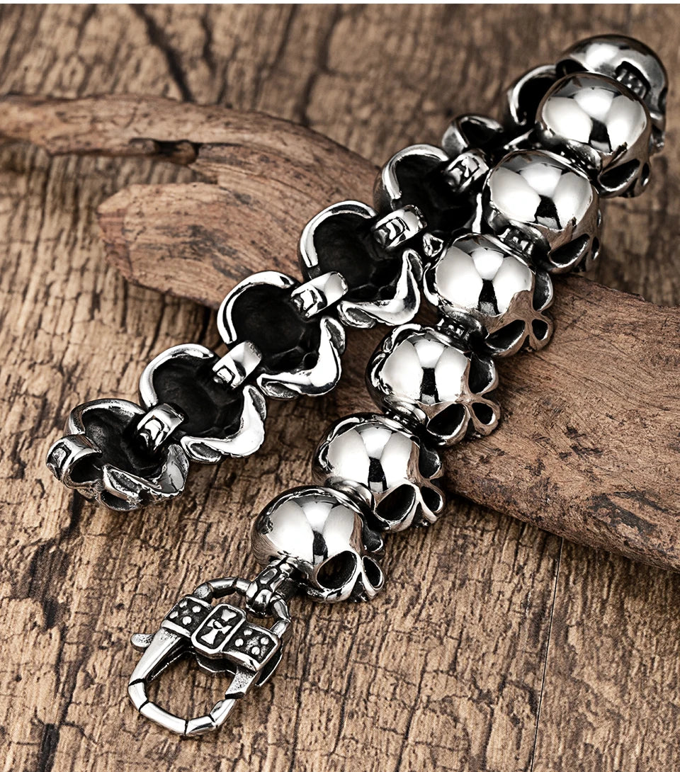 Male Minimalist Skull Bracelet Men And Women's Retro Punk Totem Stainless Steel Bangle Boy Creative glossy ghost head Hand chain