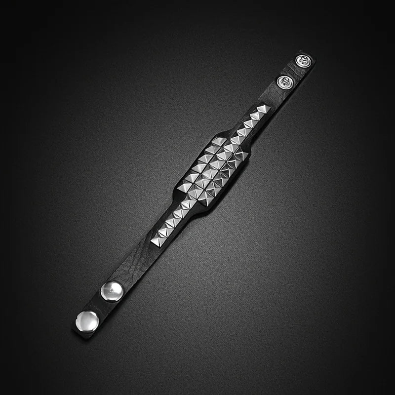 Punk Studded Hip-Hop Fashion Skull Faux Leather Bracelet Suitable for Everyday Wear, Festive Parties, Stylish Accessory Or Gift