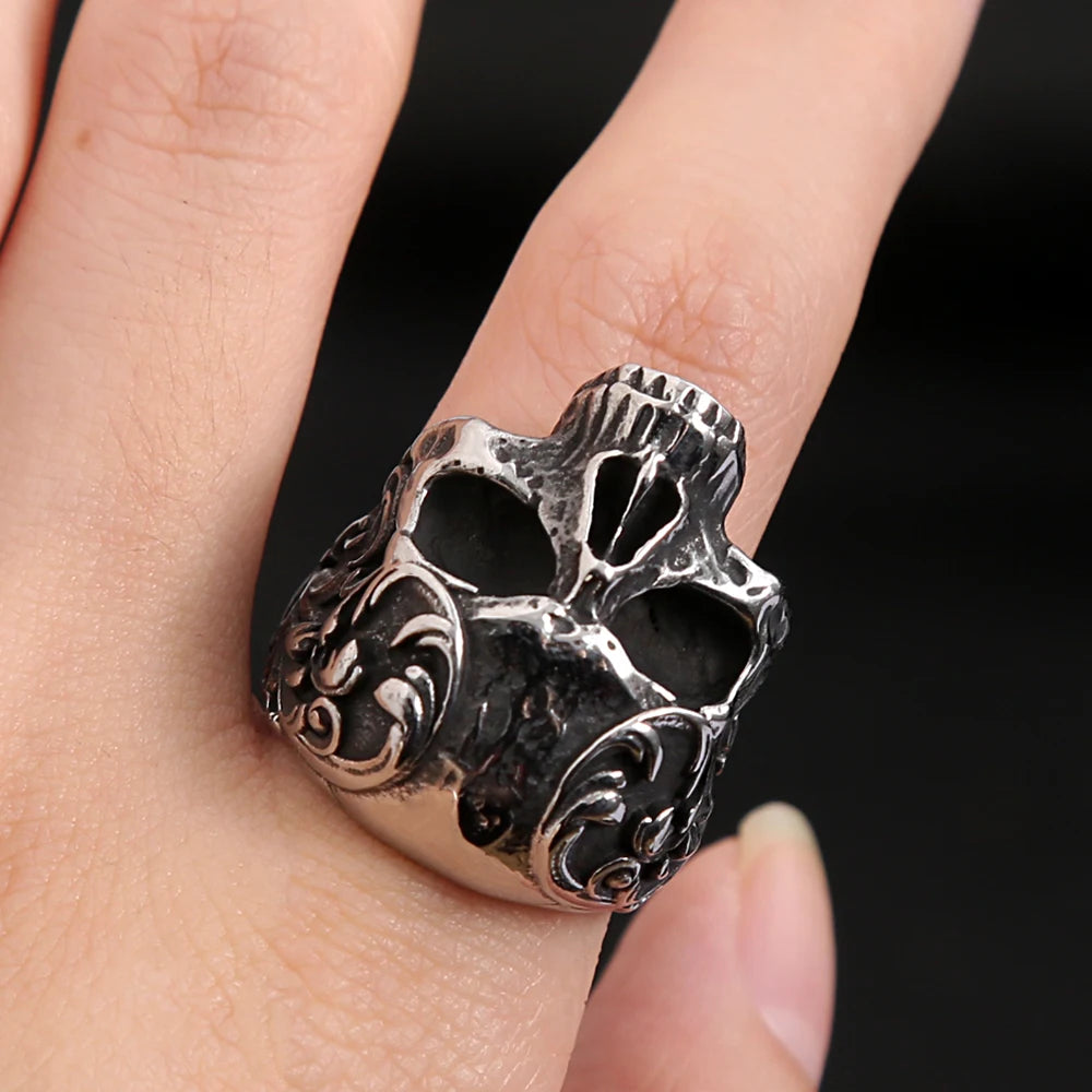Gothic Stainless Steel Vintage Skull Ring For Men Women Fashion Punk Carved Skull Rings Biker Amulet Jewelry Gift Wholesale