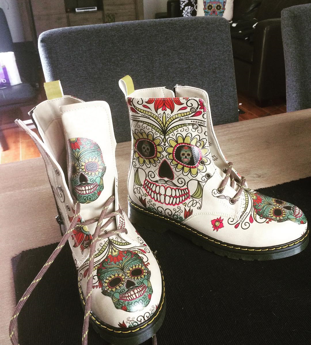 Sugar skulls - Day of the dead boots