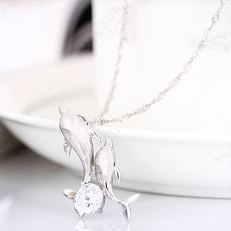 1 pc hot sale Exquisite Double Dolphin Necklace Fashion Silver Jewelry Plated Silver jewelry