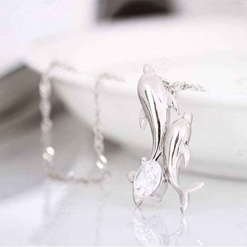 1 pc hot sale Exquisite Double Dolphin Necklace Fashion Silver Jewelry Plated Silver jewelry