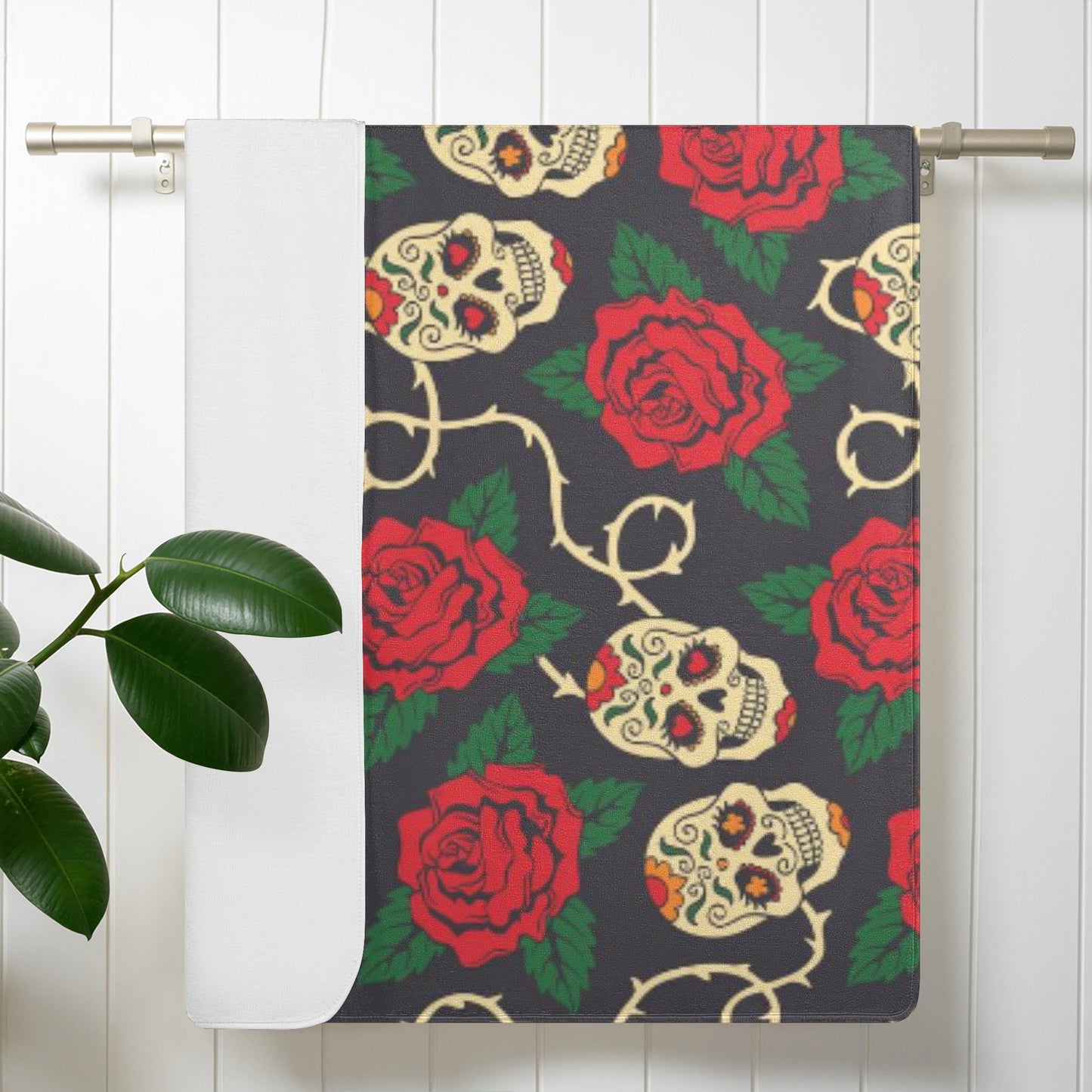 Floral rose day of the dead Bath Towel