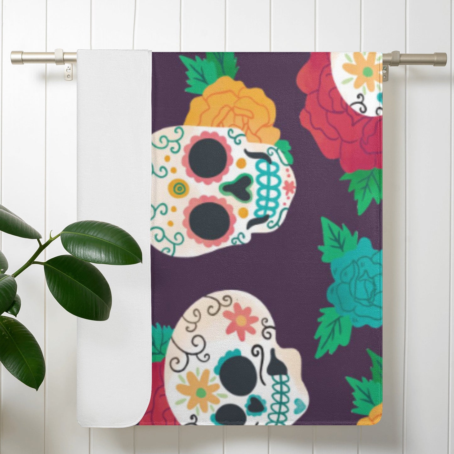 Sugar skull cinco de mayo Bath Towel