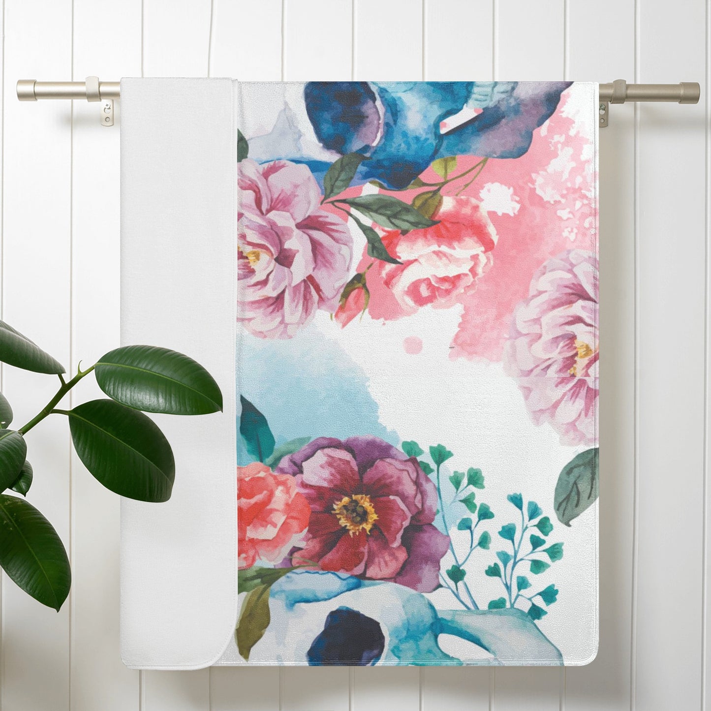 Candy skulls Bath Towel