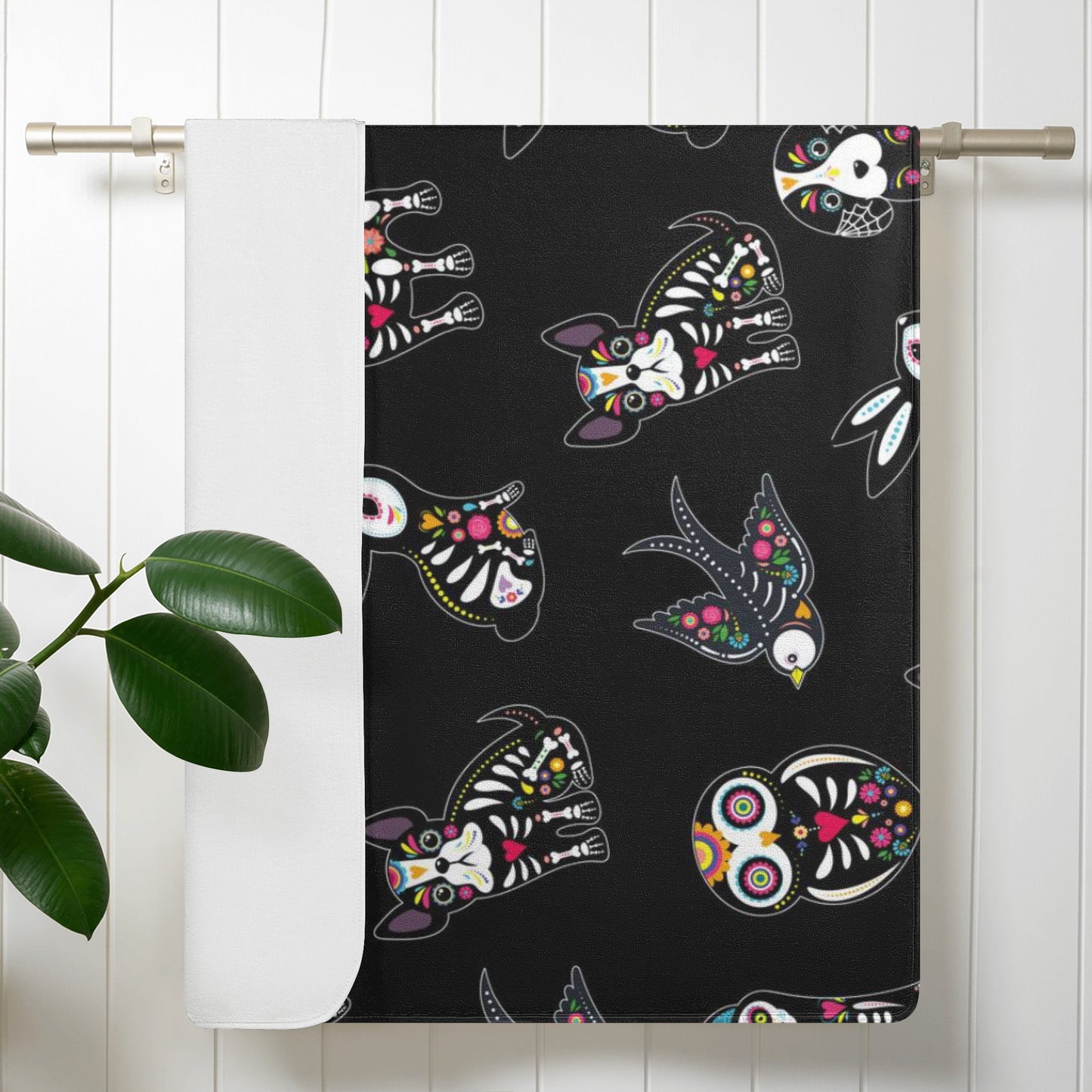 Halloween sugar skull Bath Towel