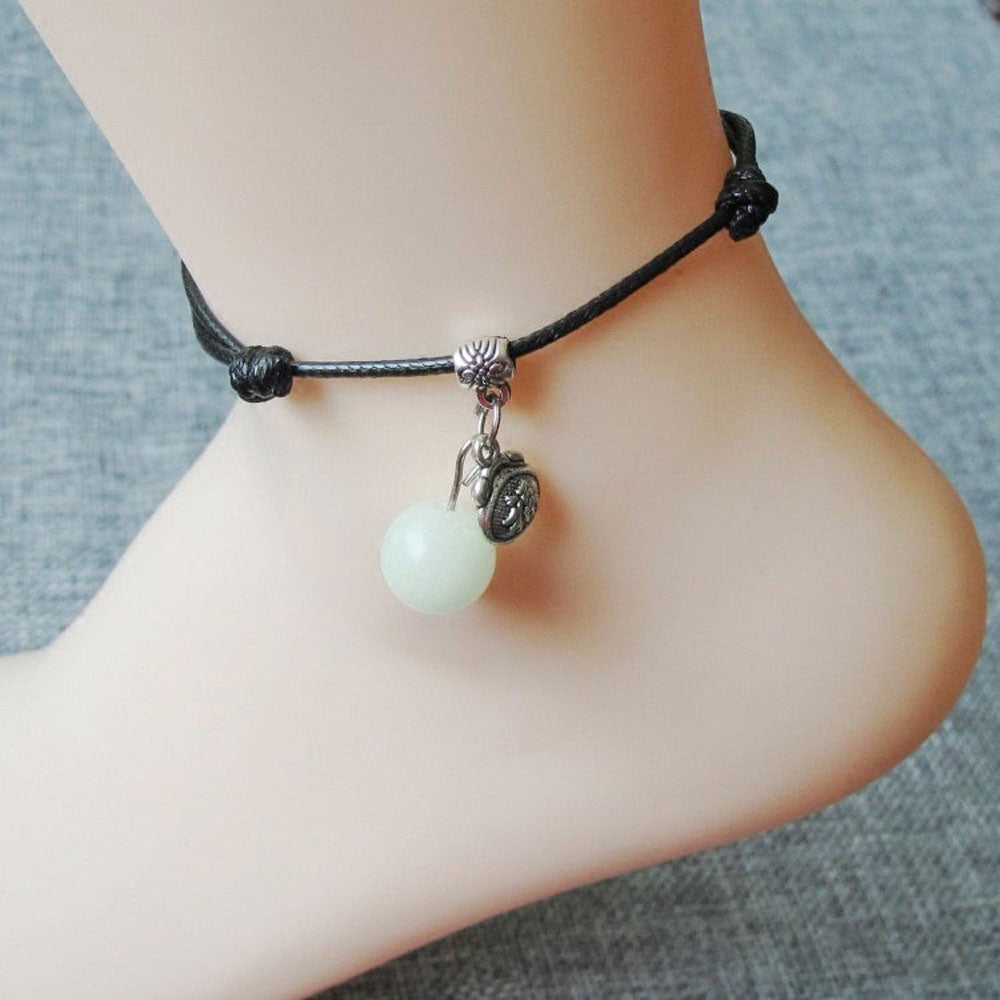1PCS Retro Creative Glow In Dark Pendant Anklet Female Jewelry Gift Handmade Black Rope Leaves Chain Barefoot Anklet