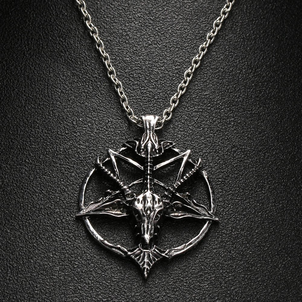 1Pcs Fashion Retro Pentagram Pan God Skull Goat Head Pendant Necklace Luck Satanism Occult Metal Vintage Silver Star Necklace