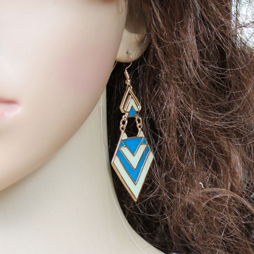 NEW Triangle Ear Cuff GLOW in the DARK Geometric shape Ear Stud Colors arrow Earring Clip Earrings WOMEN girl gift blue