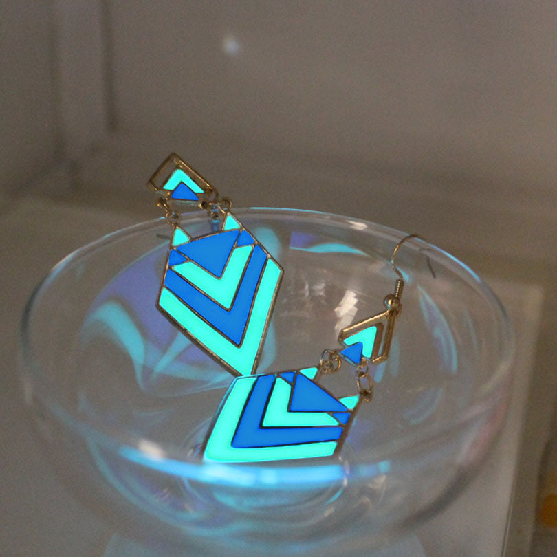 NEW Triangle Ear Cuff GLOW in the DARK Geometric shape Ear Stud Colors arrow Earring Clip Earrings WOMEN girl gift blue