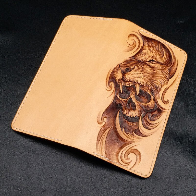 Handmade Wallets Carving Lion Skull Purses Men Long Clutch Vegetable Tanned Leather Wallet Card Holder