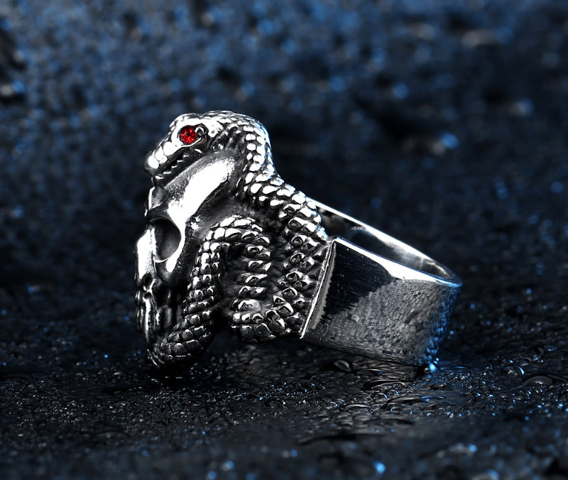 Steel soldier retro style steel ring devil skull punk ring stainless steel high quality men jewelry
