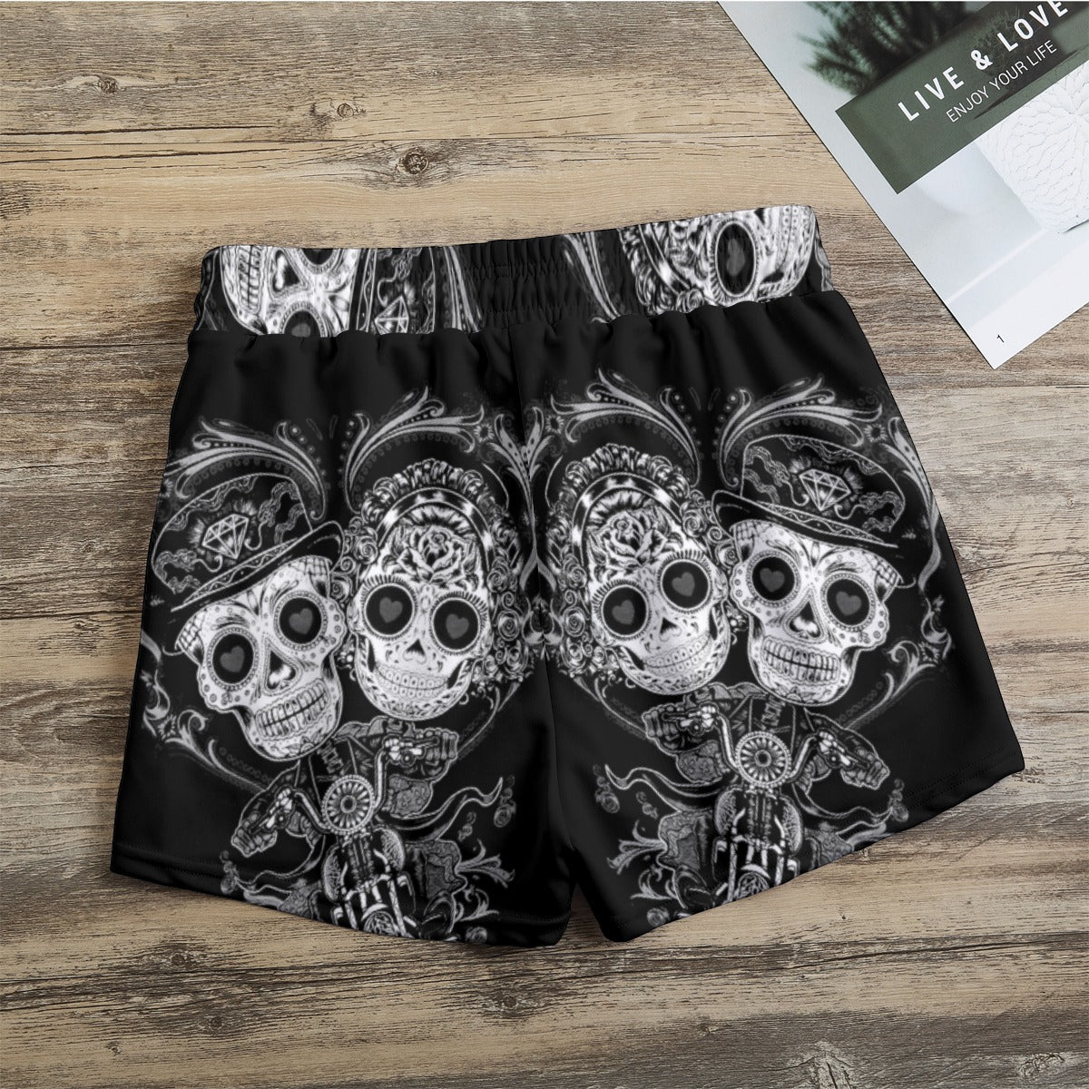 Sugar skull couple Women's Casual Shorts