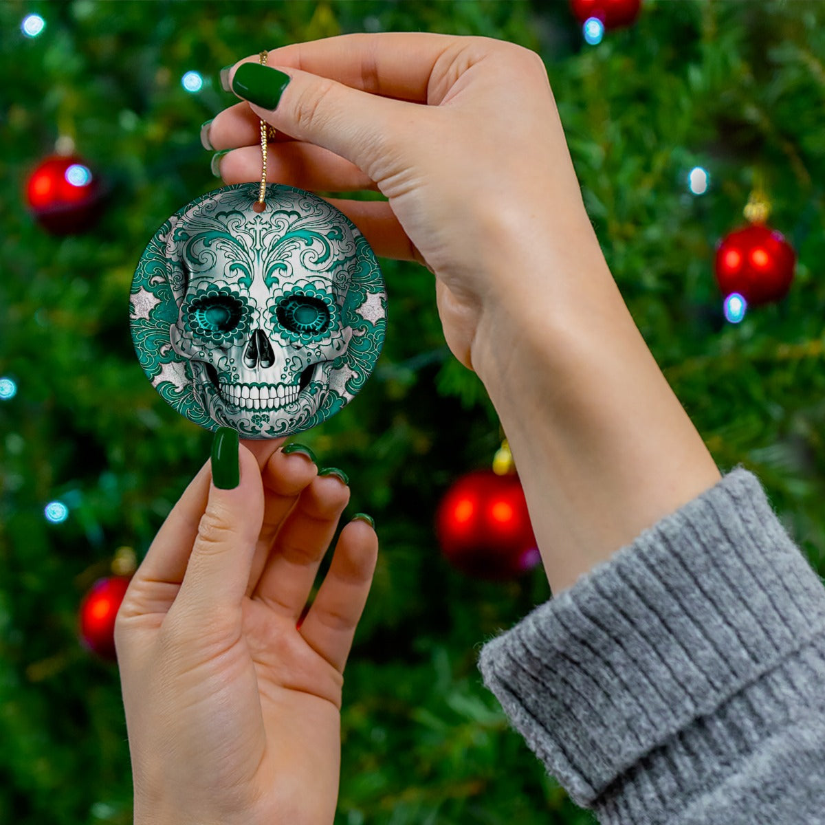 Day of the dead Round Christmas Ceramic pendant, sugar skull christmas ornament, skull ornament