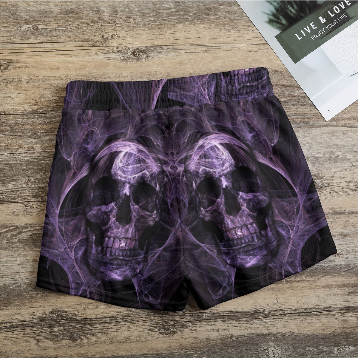 Flaming skull gothic Women's Casual Shorts