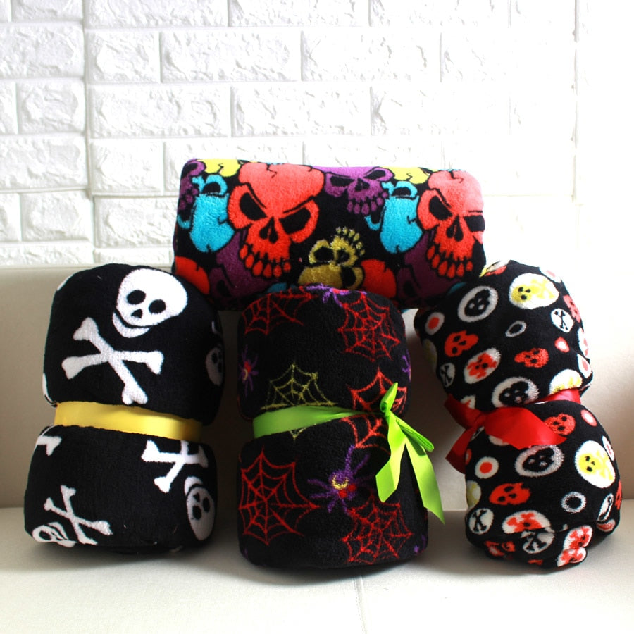 Skull skeleton head spider net nightmare throw blanket