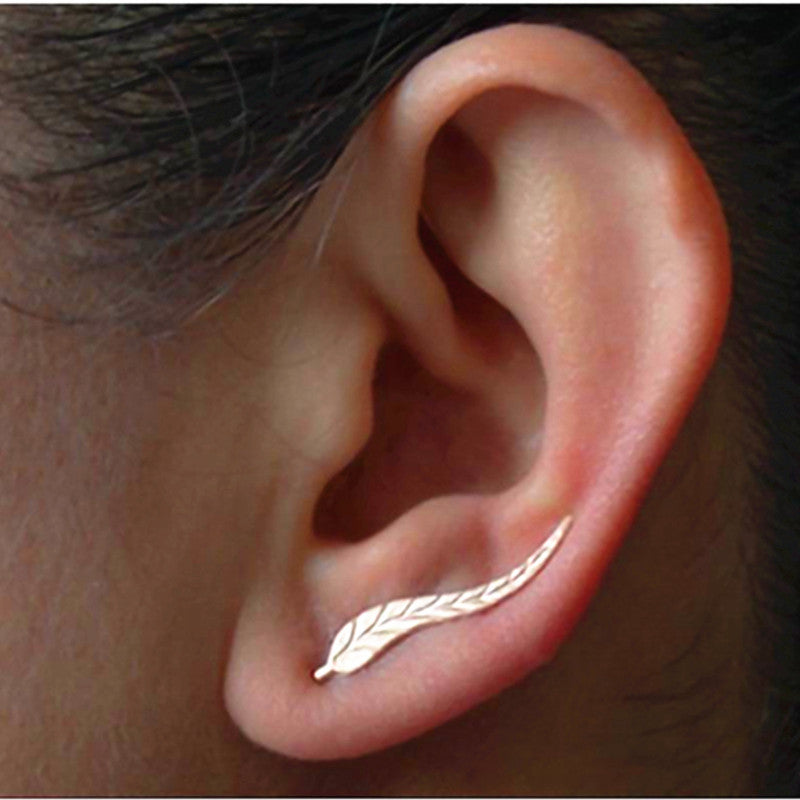 New Fashion Jewelry Leaf Stud Earrings For Women 2017 Hot Sale 1 Pair Ear Cuff Gold-color Earring Wholesale