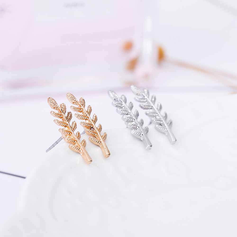 New Vintage Leaves Earrings for women Beautiful tree leave Earrings or like Feather Earrings Ear clip