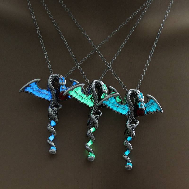 Fashion Animal Necklace Dragon Skull Glow in the Dark Luminous Jewelry