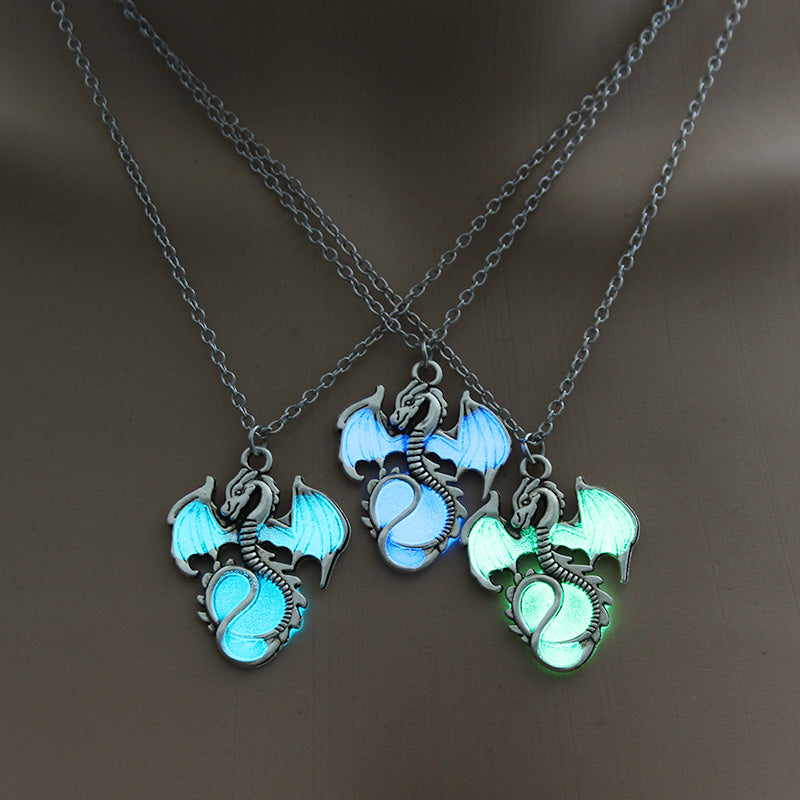 Fashion Animal Necklace Dragon Skull Glow in the Dark Luminous Jewelry