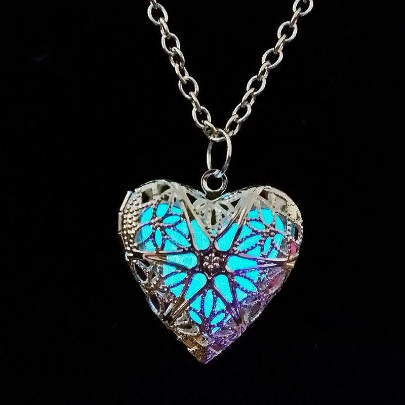 Fashion Drop Pendant Luminous Glow In The Dark Locket Necklace Jewelry Gifts Heart love for Women Lady
