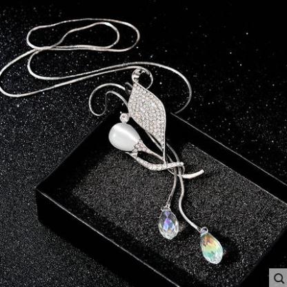 Luxury bohemia Accessories Zircon Snowflake Sweater chain Long Wild snow Necklace Dress Pendant Crystal Jewelry