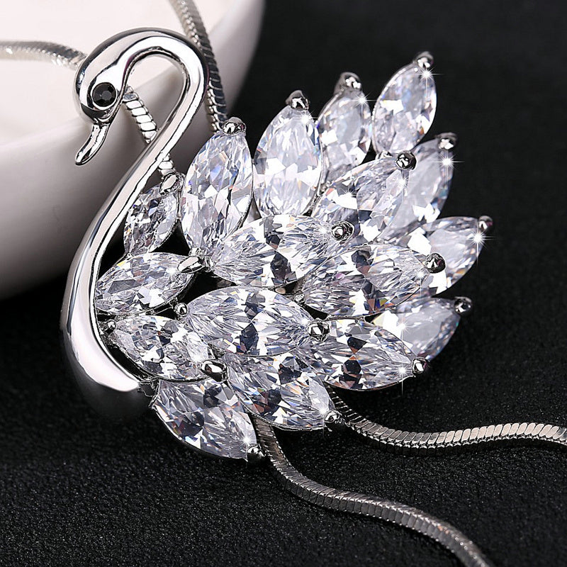 Luxury bohemia Accessories Zircon Snowflake Sweater chain Long Wild snow Necklace Dress Pendant Crystal Jewelry