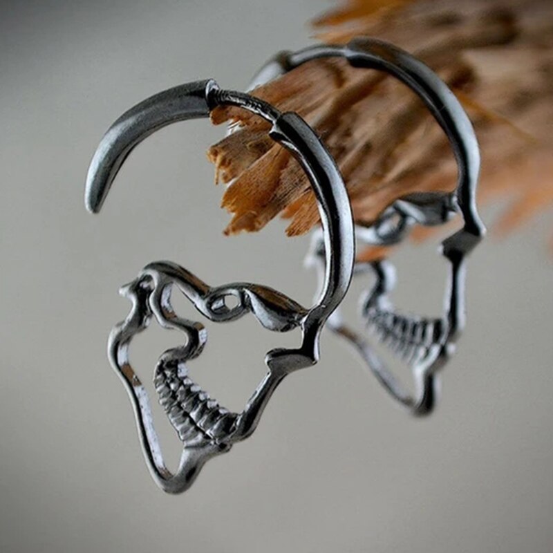 Skeleton Earrings Hollow Punk Retro Skull Earrings