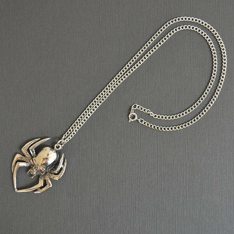 New retro skull pendant necklace men women chain necklace