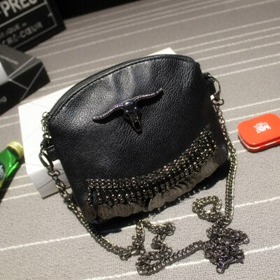 2019 New Designer Women Tassel Skull Chain Bag