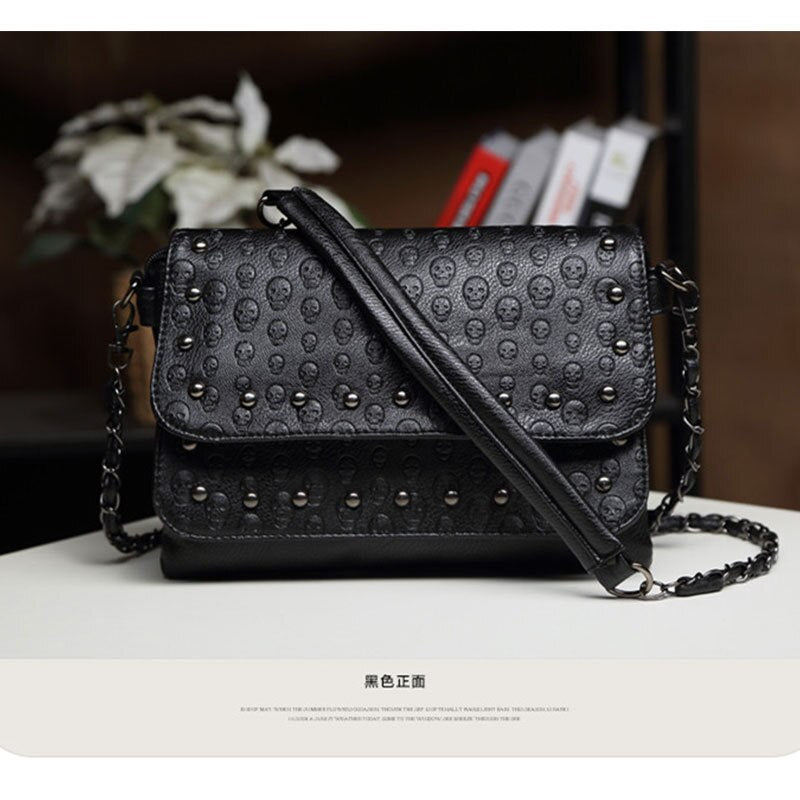 England Style Skull Women Crossbody Bag Leather Small Skull