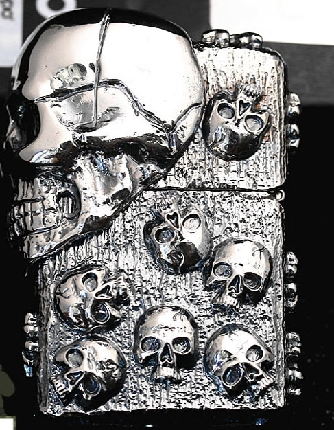 LXF Heavy armor gold 3D Alien skull lighter