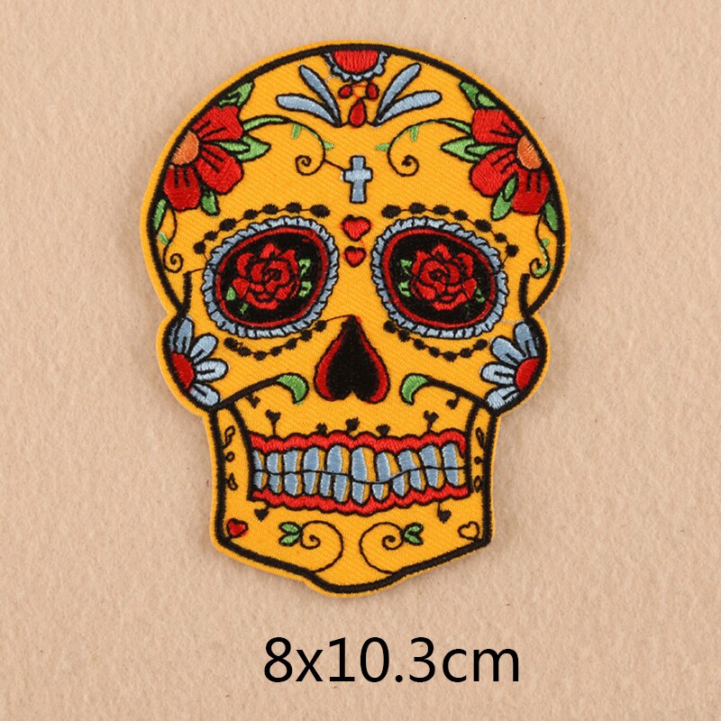 6pcs/lot new skull Iron On Patches Embroidered Patches Apparel Fabric Sewing Applique DIY Clothes Stickers Patches