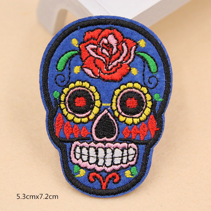 9pcs/lot Punk Rock Skull Embroidery Patches Various Style Flower Rose Skeleton Iron On Biker Patches Clothes Stickers Applique