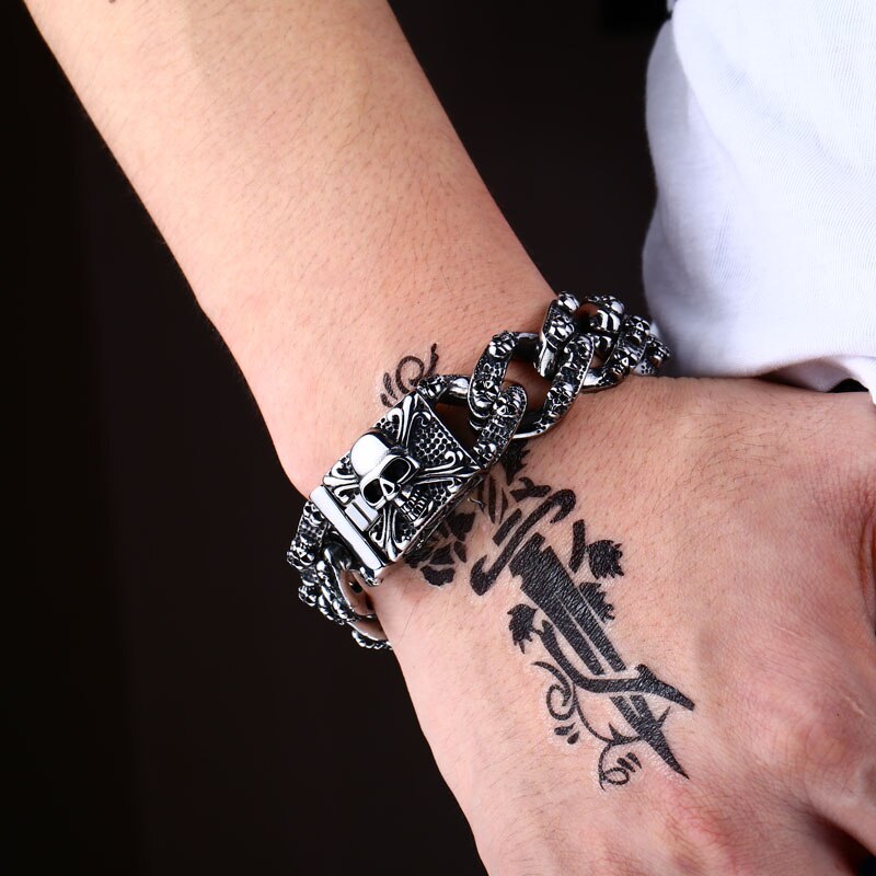 Punk Rock Skull Men Bracelets & Bangles 2018 Biker High Quality