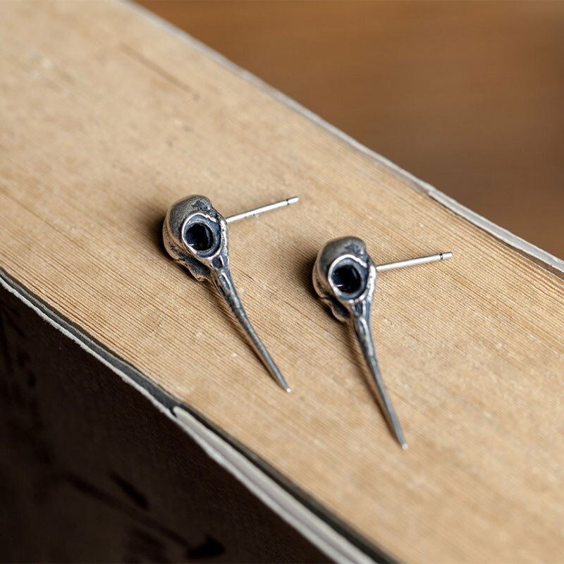 1Pair Unique Vintage Silver Hummingbird Skull Earrings Studs Black