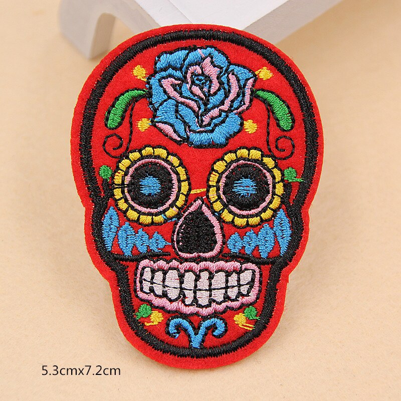 9pcs/lot Punk Rock Skull Embroidery Patches Various Style Flower Rose Skeleton Iron On Biker Patches Clothes Stickers Applique