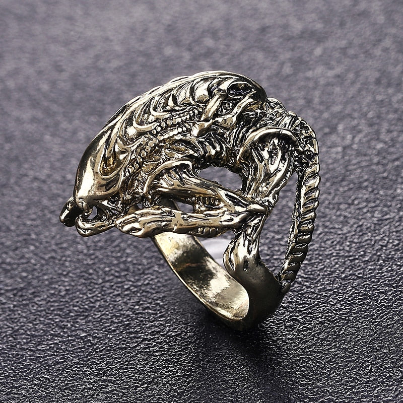 Hot selling AVP Alien Predator Punk Ring Alien Warrior Rings Cool Jewelry Animal Skull Biker Ring For Men and Women