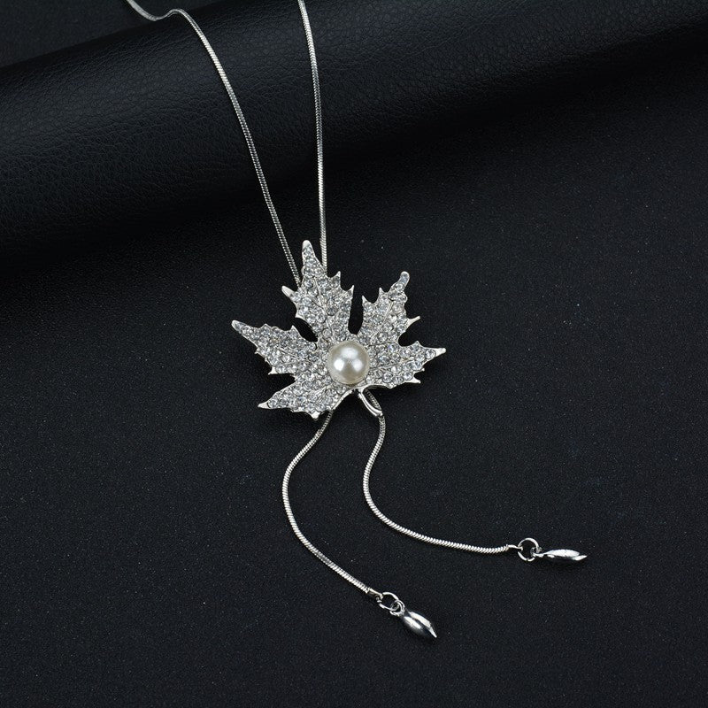 Long Necklaces Sweater Chain Fashion Fine Metal Chain Crystal Rhinestone Flower Leaves Pendant Necklace Pearl Jewelry