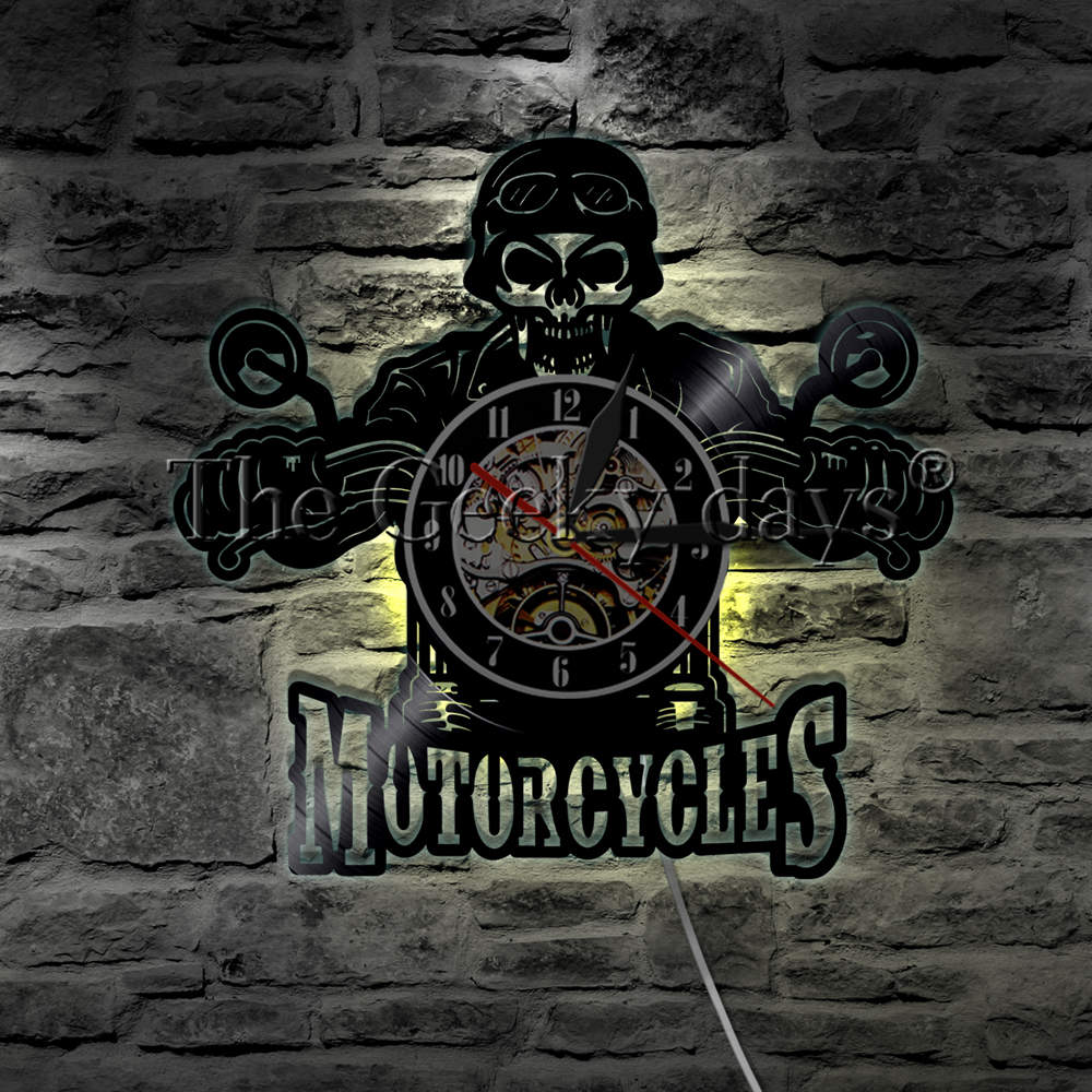 Motorcycles Bikers Classic King Skull Vinyl Record Wall Clock Skull in Helmet Racer Wall Clock Wall Watch Motorcycle Lover Gift