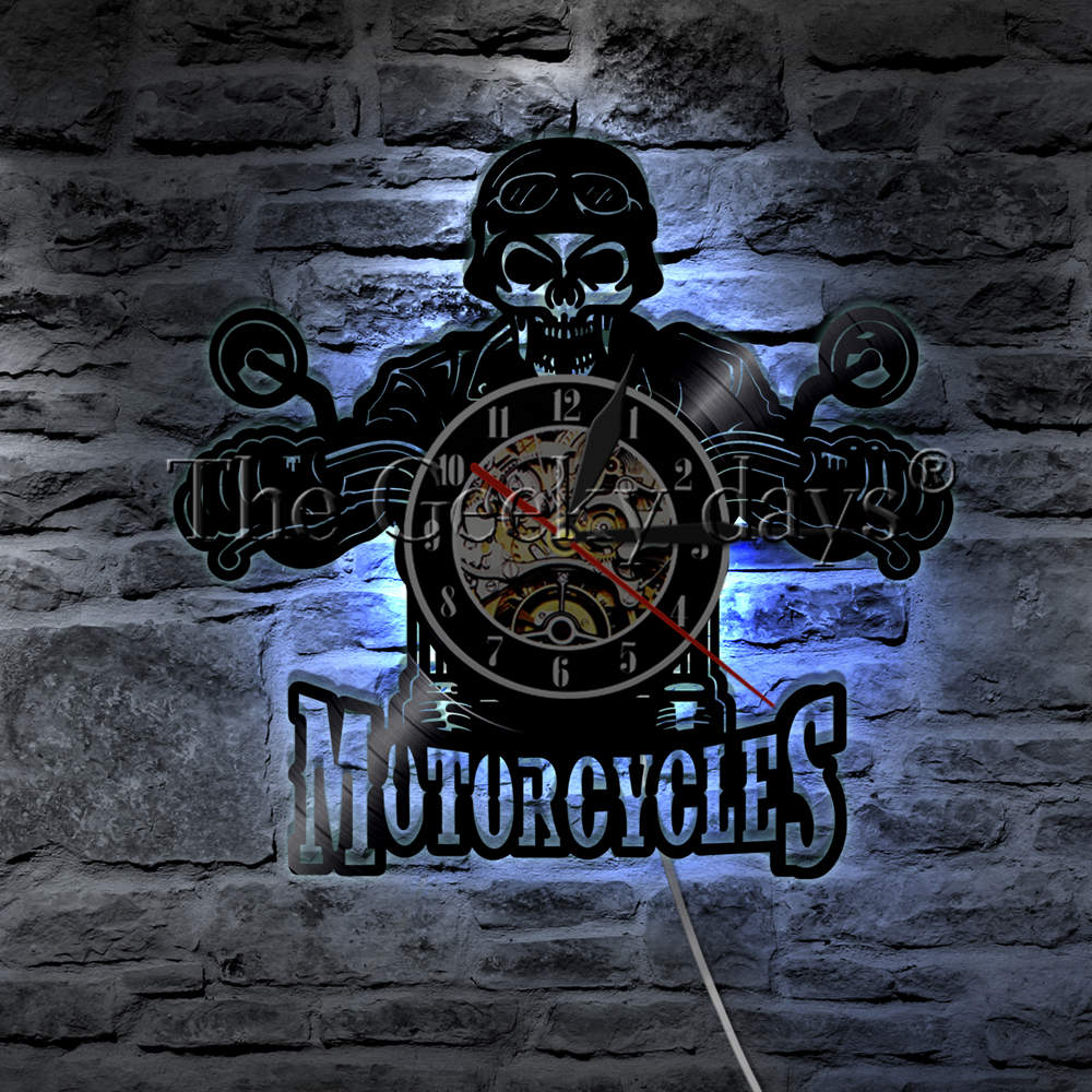 Motorcycles Bikers Classic King Skull Vinyl Record Wall Clock Skull in Helmet Racer Wall Clock Wall Watch Motorcycle Lover Gift